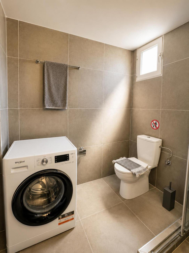 Bathroom 2, Maquestas Modern Apartments, South Aegean