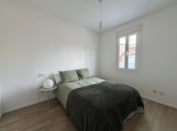 Room 2, Apt - Sleeps 4 - Pet Friendly - Central Location, A Coruña