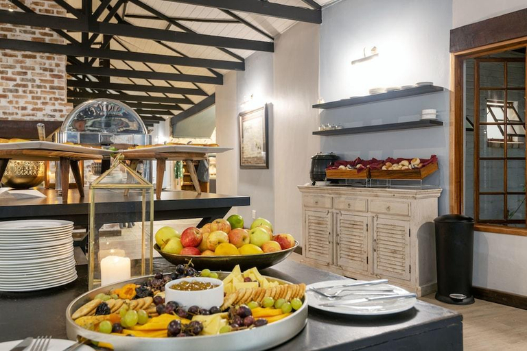 Food & Drinks 5, Gondwana Etosha Safari Camp, Outjo