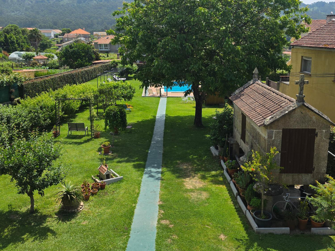 Others 5, Apartamentos Ria de Aldan, Pontevedra