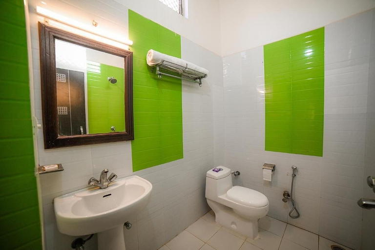 Bathroom 3, Hotel Golden Routes, Jaisalmer