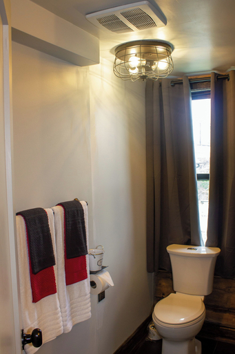Bathroom 3, Bridgewater Resort, Hastings