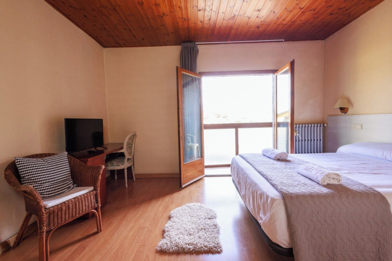 Bedroom 3, HOTEL BON REPOS, Lleida