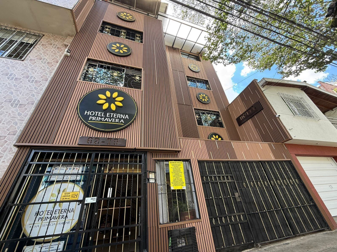 Exterior, RETRO PACMAN 403, Medellín