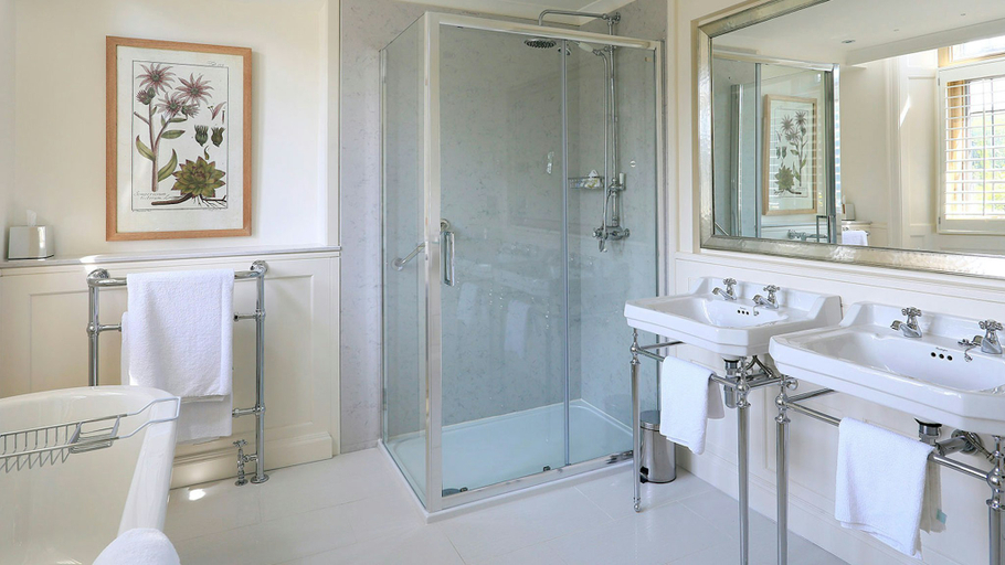Bathroom 5, Gisborough Hall Country House Hotel & Spa, Redcar and Cleveland