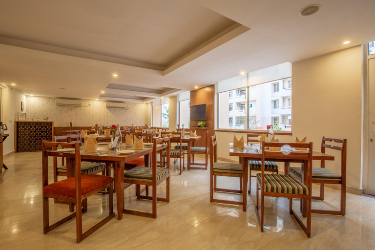 Food & Drinks 5, Rosewood Apartment Hotel - SIDCUL Haridwar, Hardwar