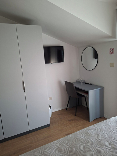 Bedroom 4, Hotel Adria, Kaštela