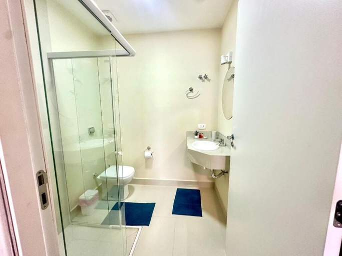 Bathroom 4, Recanto Due Fratelli, Campo Limpo Paulista