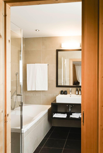 Bathroom 4, Alpenheim Charming & Spa Hotel, Bolzano