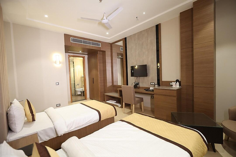 Bedroom 3, Hotel Cloud 9, Alwar