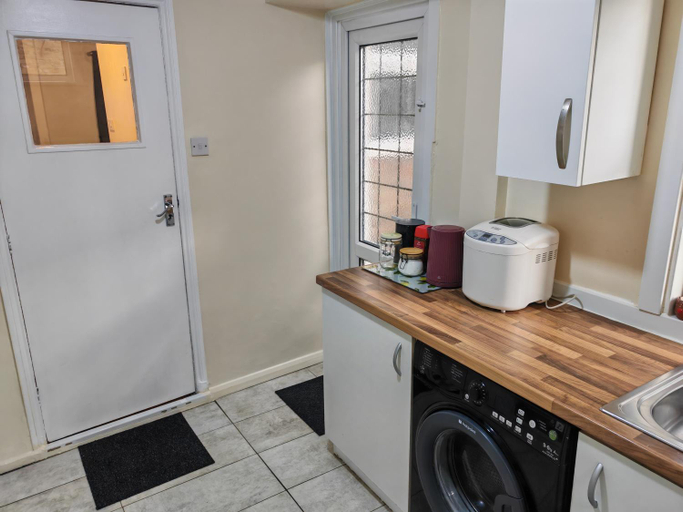 5, 3 Bed House - Sleeps 6 - Garden - Central London, London