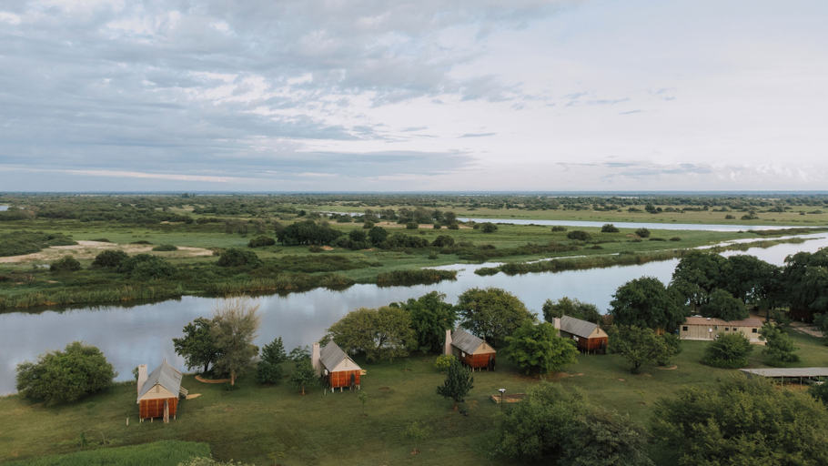 Exterior 4, Muchenje River Lodge, Sesheke
