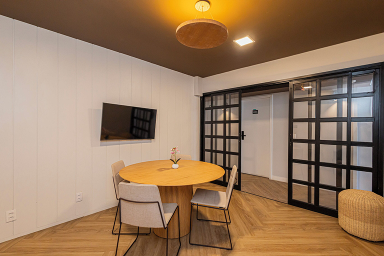 Dining 3, One House by Anora Spaces, São Paulo