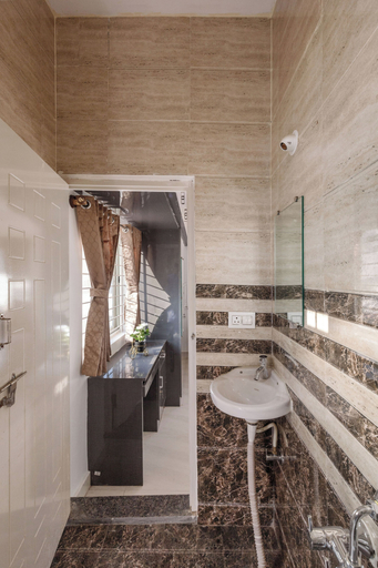 Bathroom 3, The Galleria Home by Red Olive Yelahanka, Bangalore