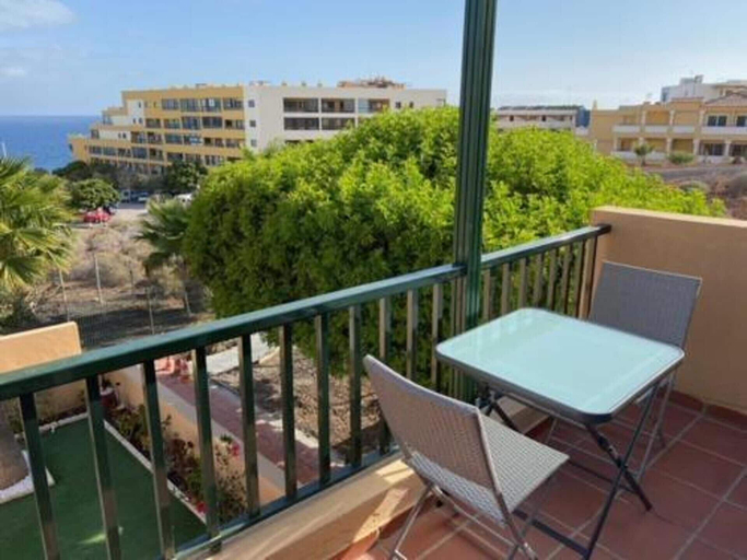 Outdoor dining, Pueblo Primavera With sea Views, Santa Cruz de Tenerife