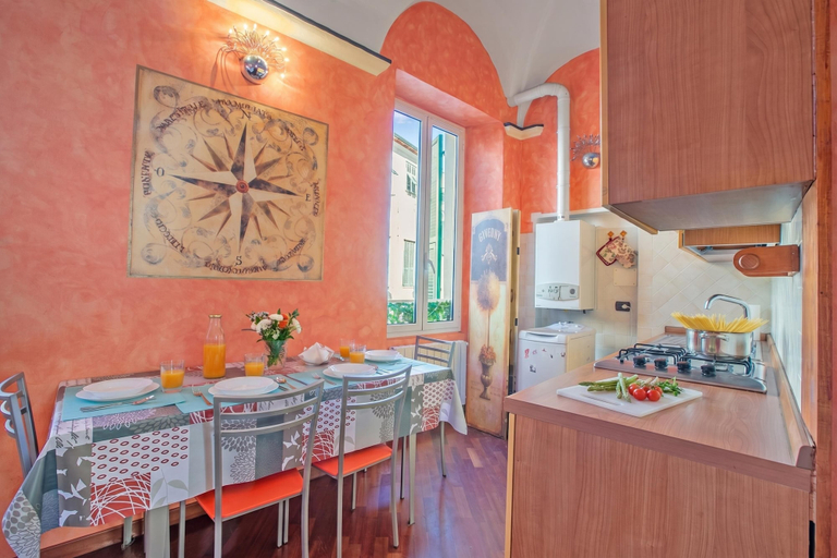 Dining 4, La Perla, Walk to Casino & Old Town, Imperia