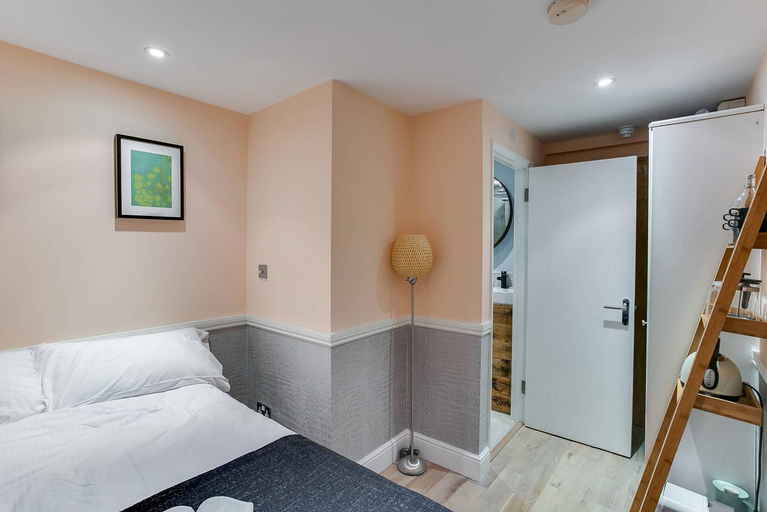 Bedroom 2, GuestReady Essential- Cozy Corner near Shoreditch, London