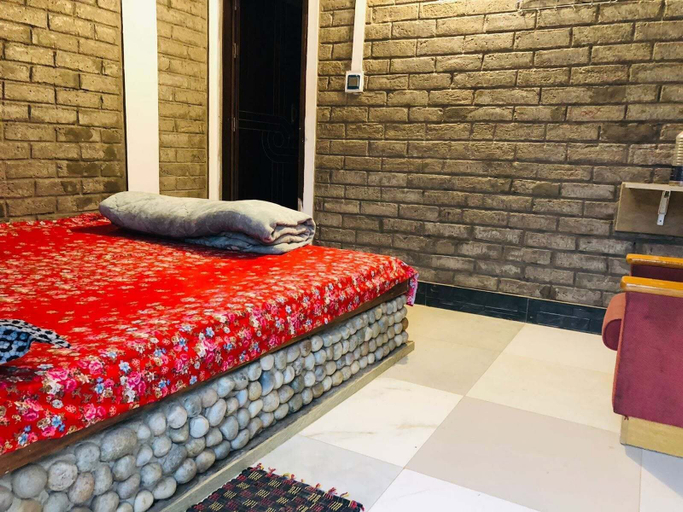 Room 4, Hotel Jaflong Point, Sylhet
