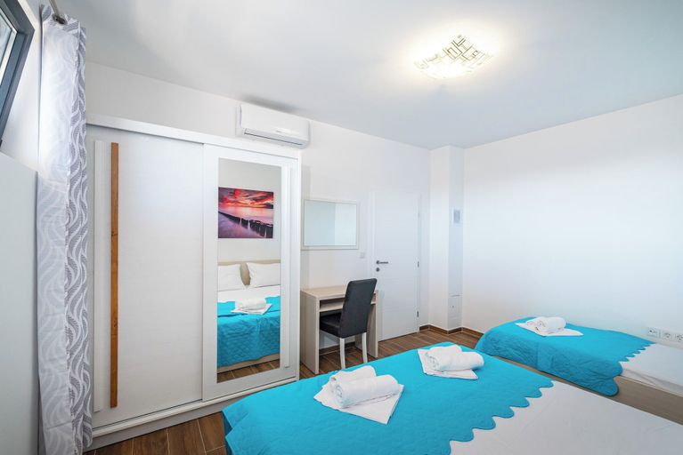 Bedroom 5, Deluxe Villa Laura 0a, Novalja