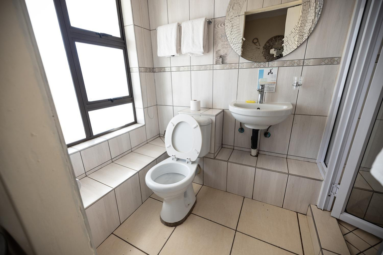 Bathroom 3, Ecotel Southgate, City of Johannesburg
