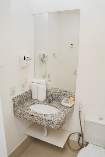 Bathroom 4, Easy Hotel Cachoeiro de Itapemirim by Atlantica, Cachoeiro de Itapemirim