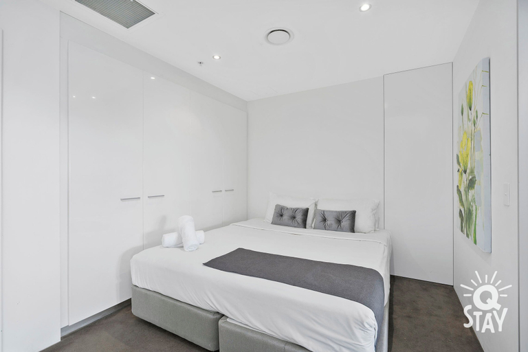 Bedroom 2, Circle on Cavill - Q Stay, Gold Coast