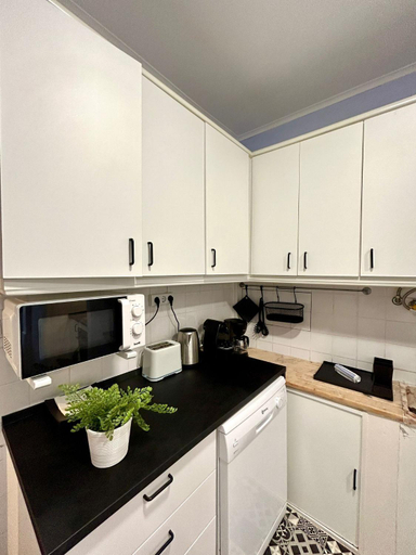 Others 5, Bright and cozy apartment in Principe Real, Lisbon