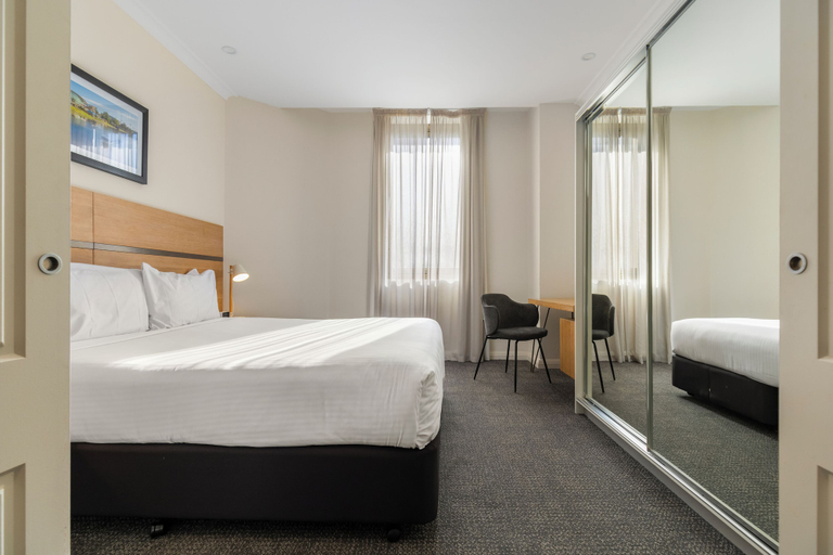 Bedroom 3, Mantra Adelaide Central, Adelaide