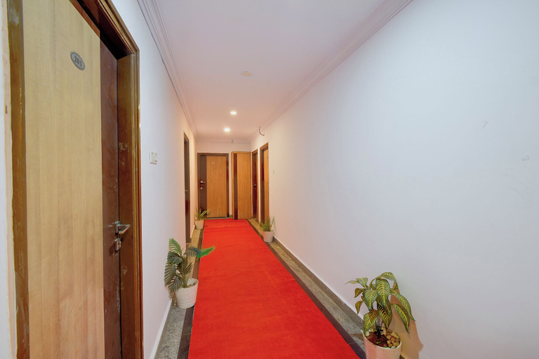 Lobby 4, FabHotel Prestige Lake Ridge - Nr Durgam Cheruvu Lake Front Park, Hyderabad