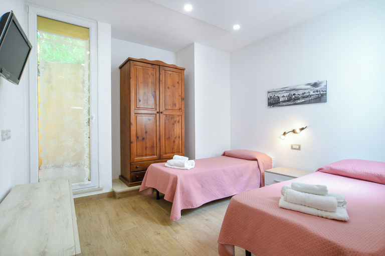 Bedroom 3, Holiday House Genoveffa, Napoli