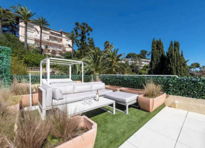 Property grounds 3, Penthouse sea View and Pool A/C 6P- Cannes, Alpes-Maritimes