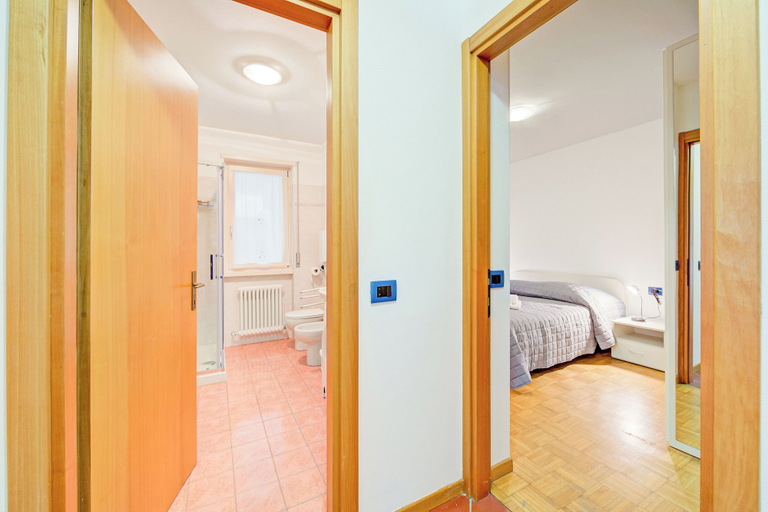 Bedroom 4, Casa Karin With Large Terrace and Garden, Trento