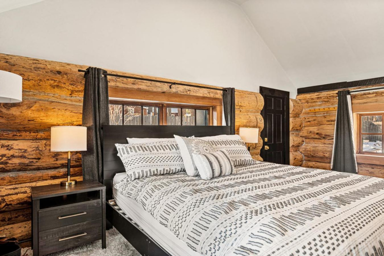Bedroom 2, The Hideaway Big Bear, San Bernardino