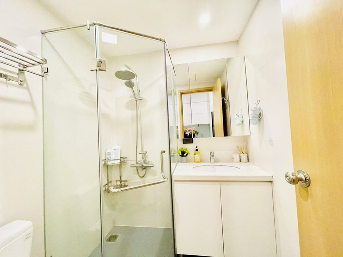 Bathroom 3, Vinhomes Green Bay-Studio Apartment, Từ Liêm