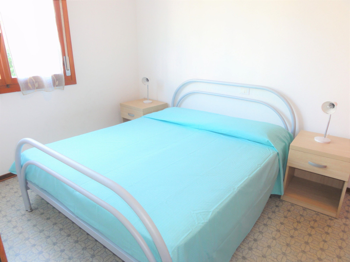 Room 2, Colorful Flat in a Villa With Garden, Venezia