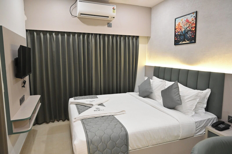 Room 4, Bilton Premium Luxury Hotel Koramangala, Bangalore