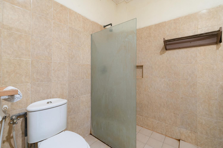 Bathroom 5, Hotel Jawa and Residences, Surabaya