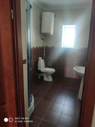 Bathroom 5, Mini-Hotels Bliznetsy i Svetofor, Bilhorod-Dnistrovs'kyi