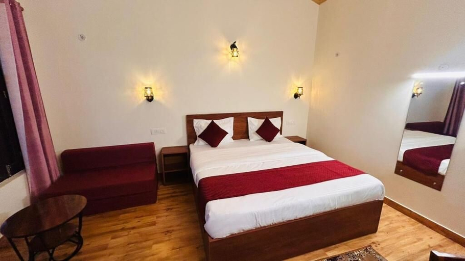 Room 5, Radhika Retreat, Nainital