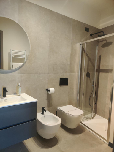 Bathroom 3, Cinque Terre Room Rental SULLA VIA, La Spezia
