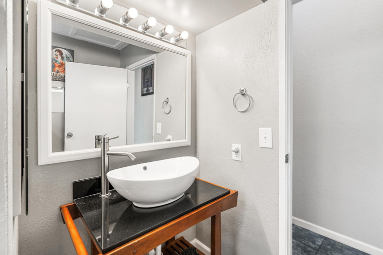 Bathroom 3, Kailua Bay Resort#2-306, Hawaii