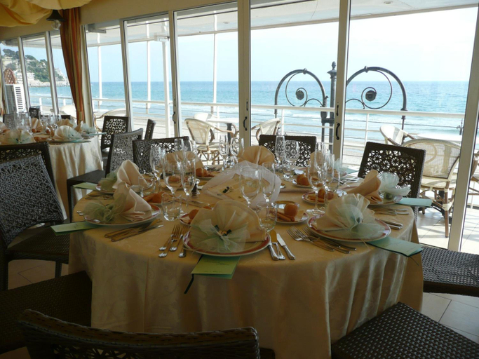 Food & Drinks 5, Hotel Regina Alassio, Savona