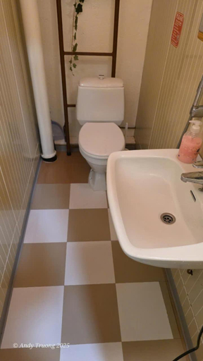 Bathroom 2, Ollinpolun matkakoti, Southern Savonia