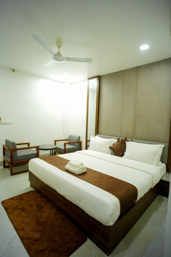 Others 2, Hotel The Castle, Dhanbad