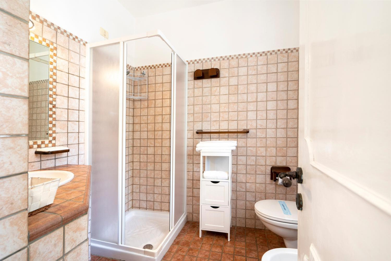 Bathroom 4, Agriturismo Salinola 4, Brindisi