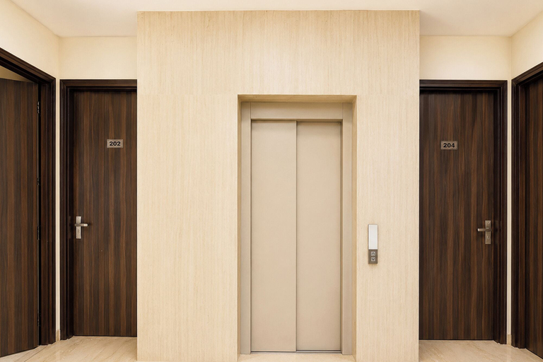 Lobby 3, FabHotel Karol Bagh Residency - Nr. Karol Bagh Market, Delhi