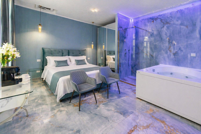 Bedroom 2, Suite Acquamarine by Symphonya Luxury Holiday Rentals, Lecce