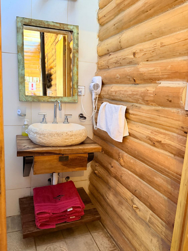 Bathroom 3, Cabana Manzano Historico Punta Negra Lodge 1, Tunuyán