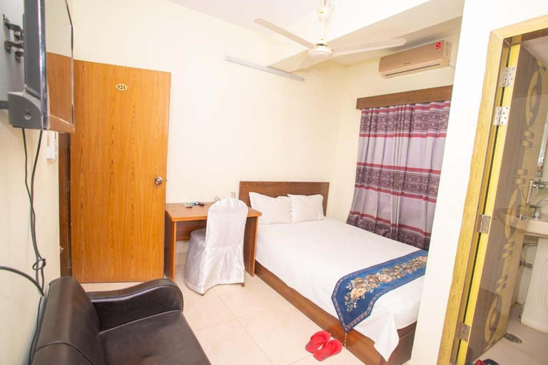 4, Hotel D Palace, Dhaka