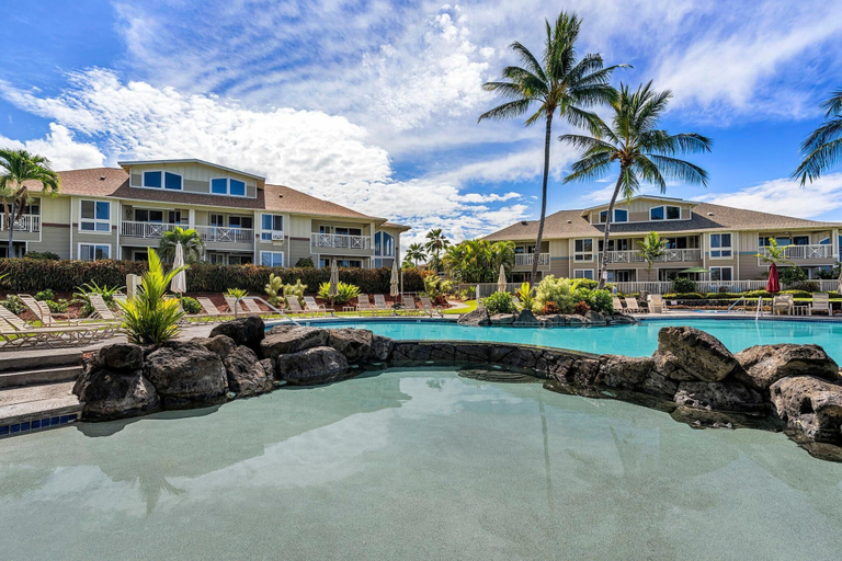 Pool 5, Alii Cove Hh21 Beautiful Top Floor Unit With AC!, Hawaii